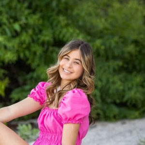 Meet your Posher, Ava